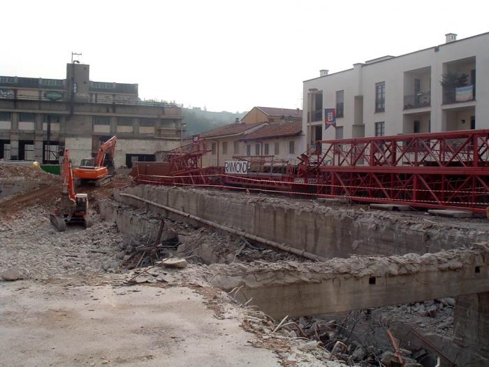 Demolizione soletta - 30-09-2006