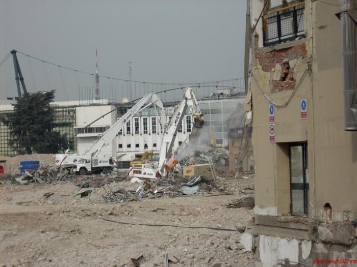 demolizione fiera