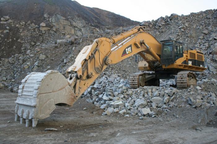 cat 385