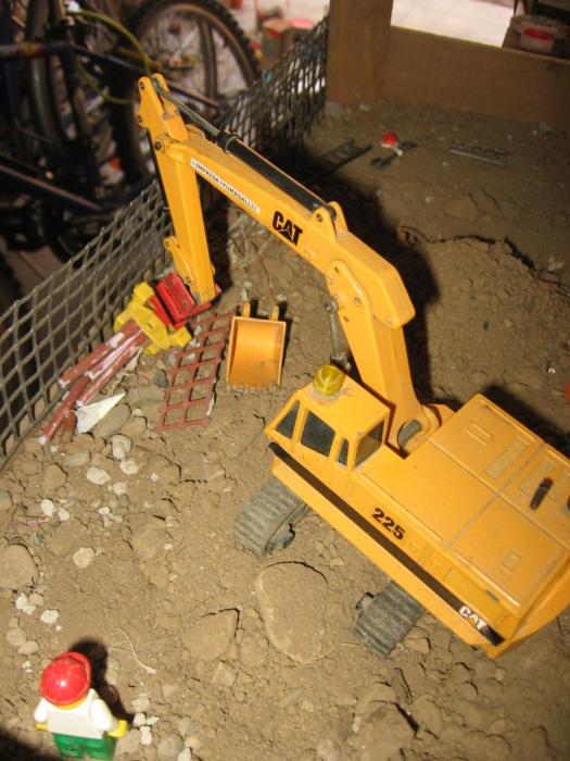 30\12\2006-carico camion con ferraglie