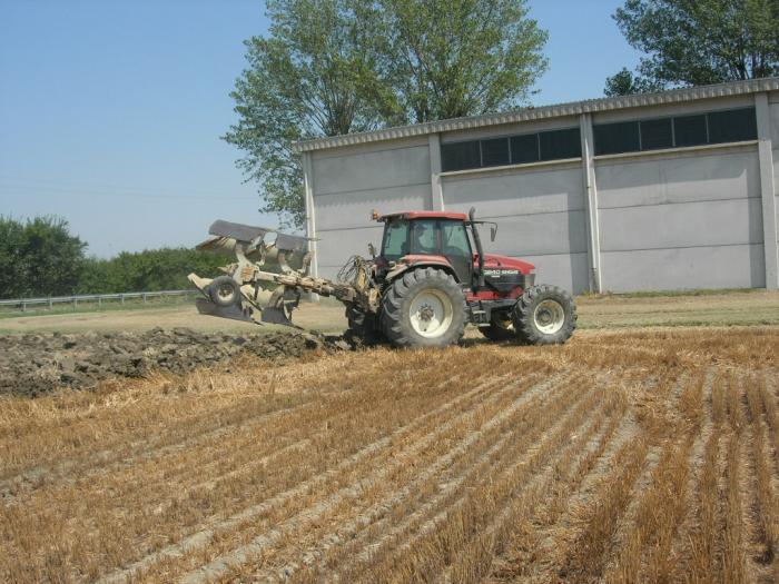 new holland G240