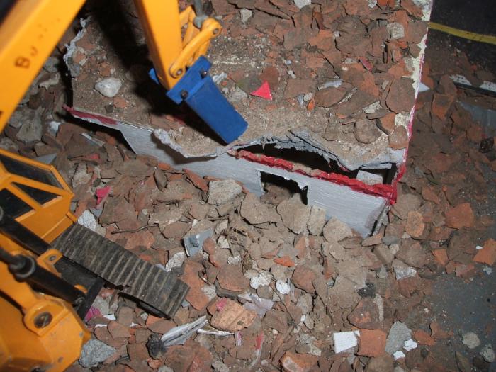 19\12\2006-demolizione edificio