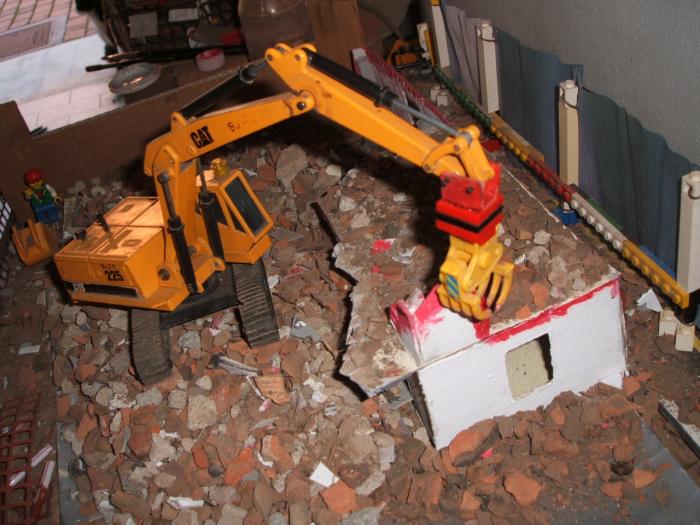 19\12\2006-demolizione edificio