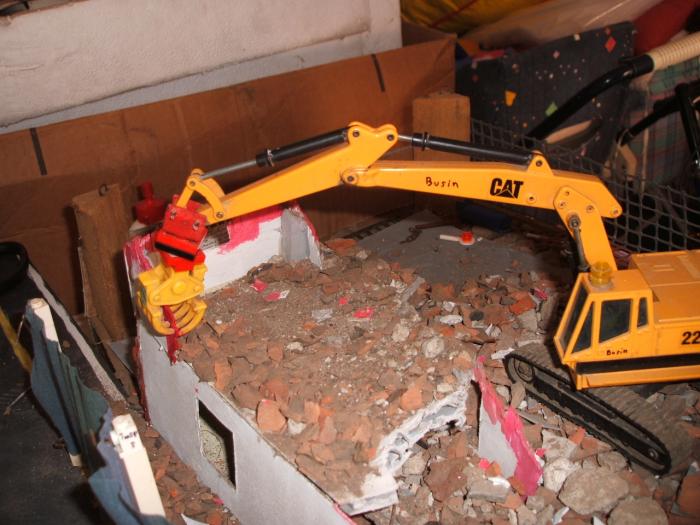 19\12\2006-demolizione edificio