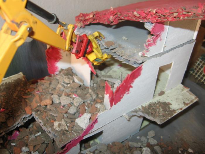 19\12\2006-demolizione edificio