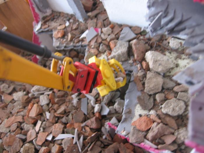 18\12\2006-demolizione edificio