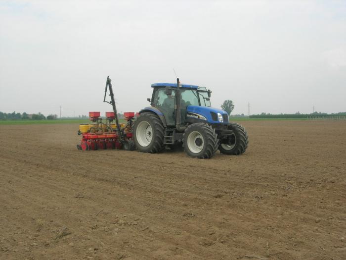 new holland ts135a