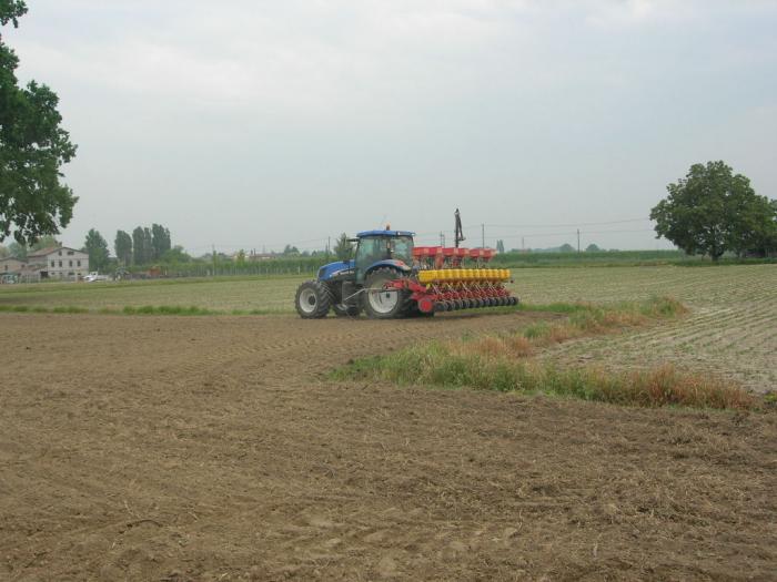 new holland ts135a