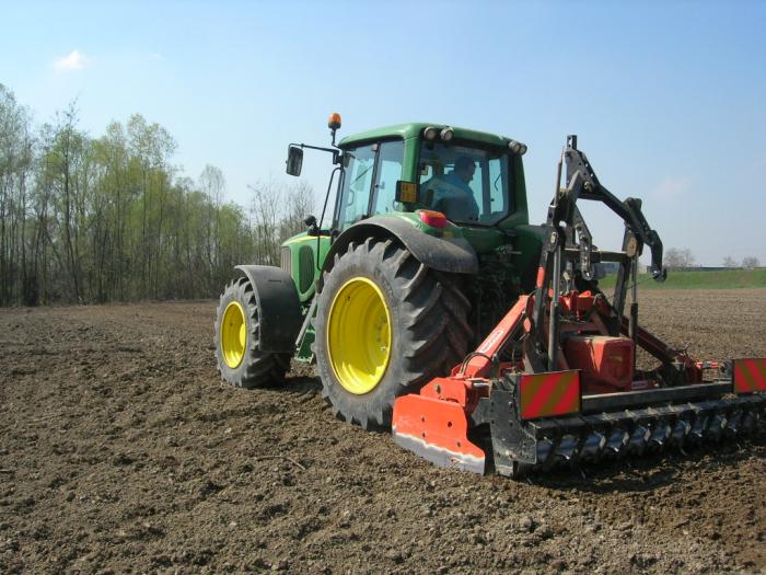 john deere 6520