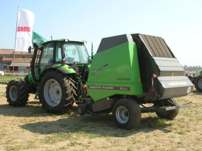 DEUTZ-FAHR Agrotron 100