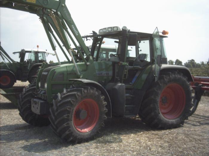 Fendt 711