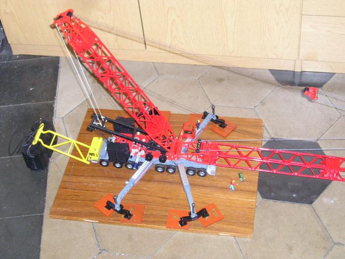 LIEBHERR LG1550 (H=1.75.M)