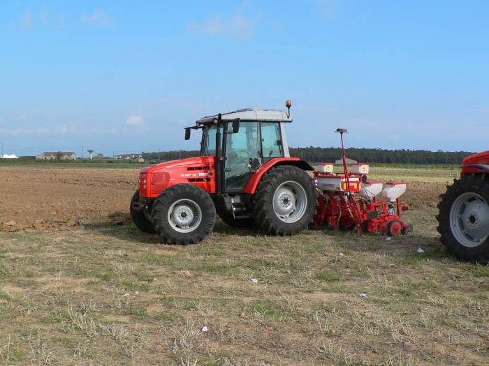 Same Silver 110 con seminatrice Gaspardo per mais