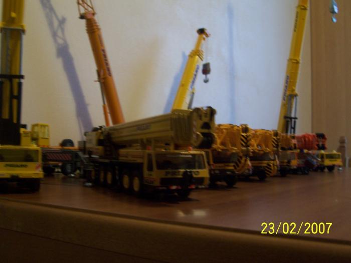 FLOTTA AUTOGRU PRIANO