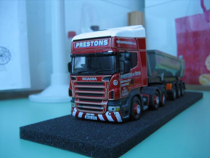 Scania Corgi + Vasca Tekno