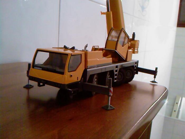 autogru liebherr ltm 1100