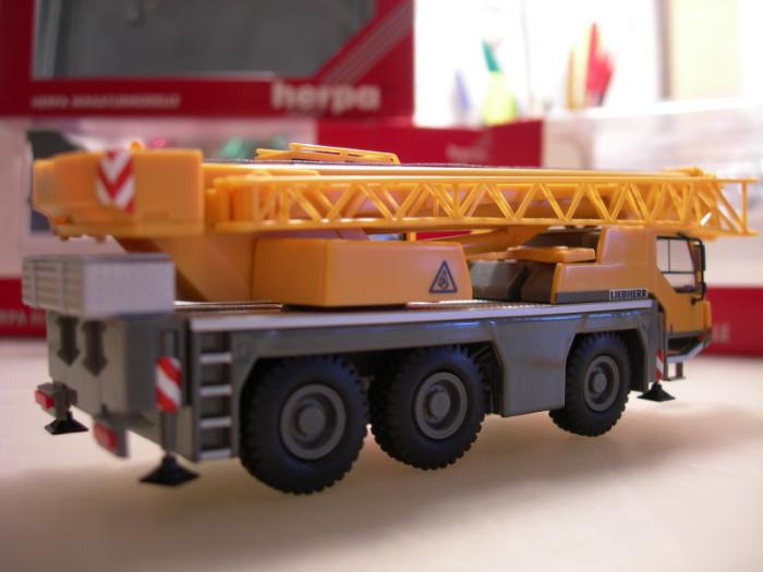 Liebherr LTM1045 Herpa