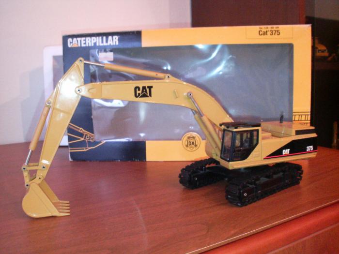 CAT 375