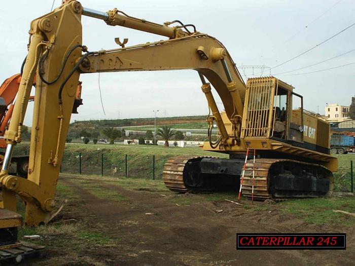 Caterpillar 245 b