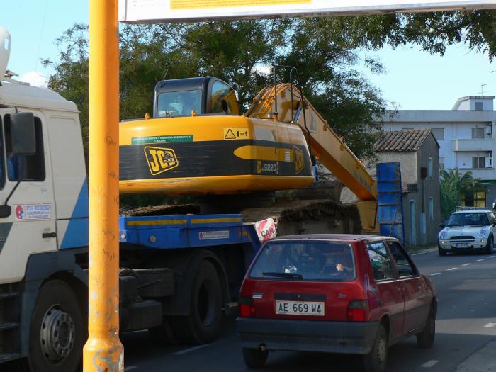 JCB JS220 Long Reach