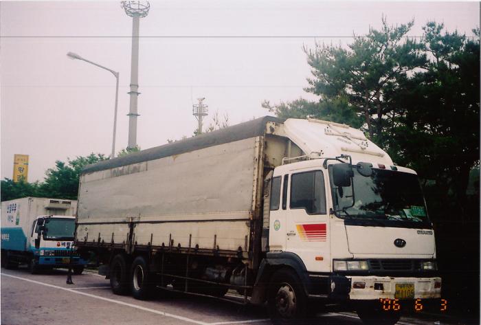 ASIA GRANTO Wingbody truck