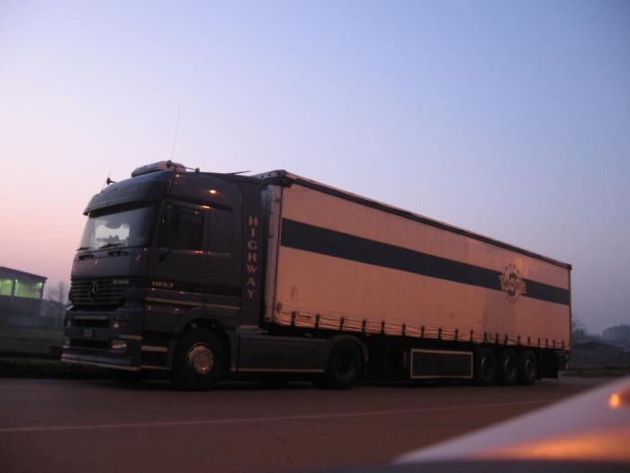 Mercedes-Benz Actros 1853