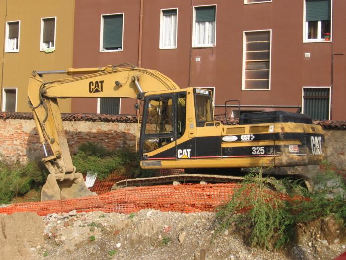 Caterpillar 325LN