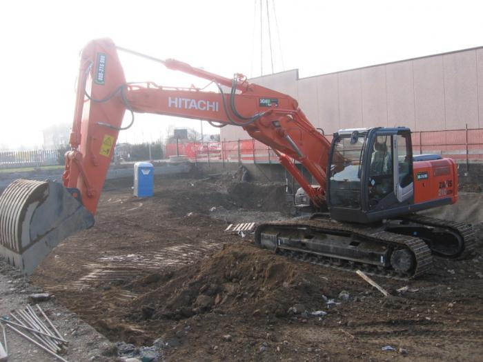 Hitachi Zaxis 210LCN