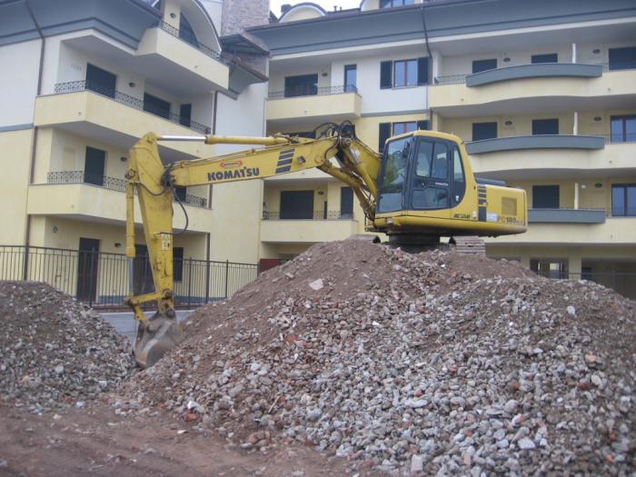 Komatsu PC180NLC-6