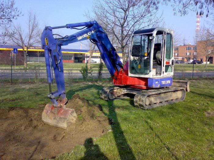 Takeuchi TB53FR