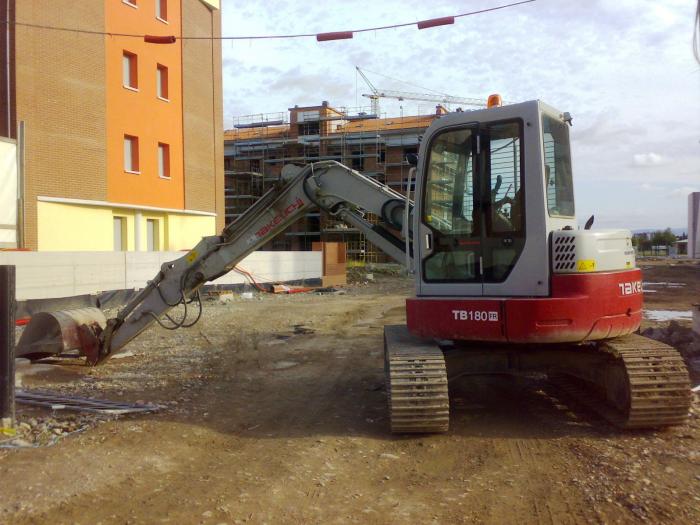 Takeuchi TB180FR