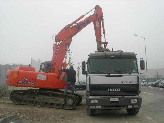 facciamo rifornimento........