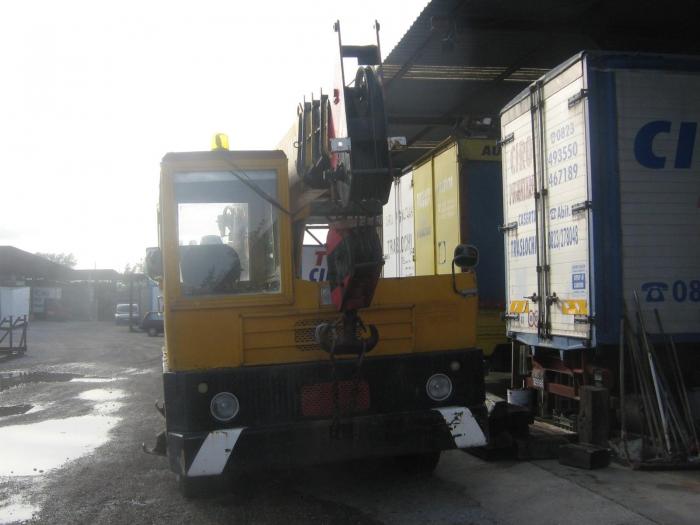 Castelli  10 Ton.jpg