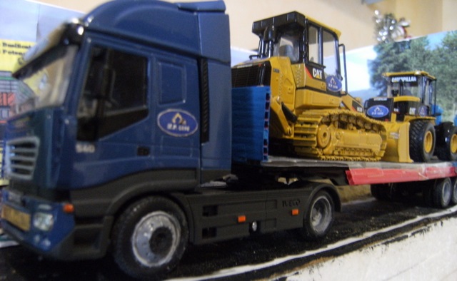 ARRIVO STRALIS CON PALE