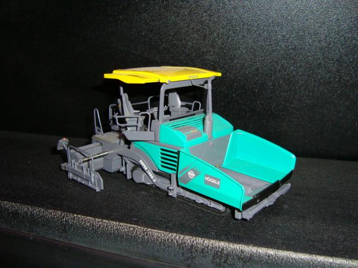 VIBROFINITRICE VOGELE