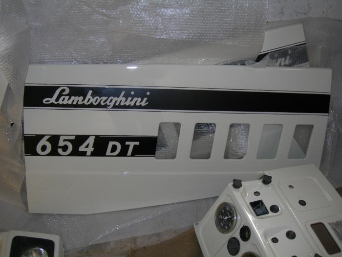 Lamborghini 654DT in manutenzione