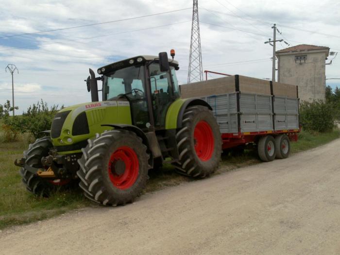CLAAS Ares 697ATZ