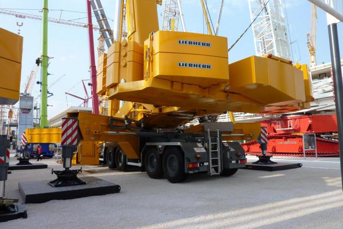 Liebherr LTM11200-9.1