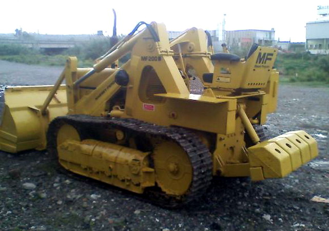 Massey Ferguson by Giovanni