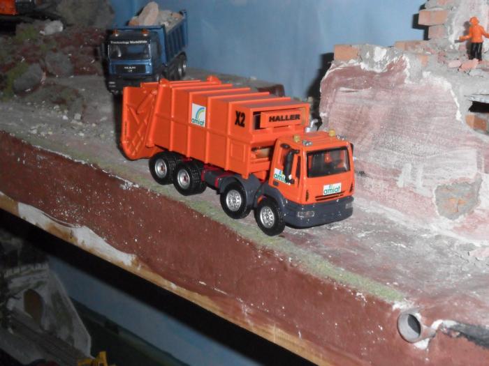 IVECO TRAKKER COMPATTATORE