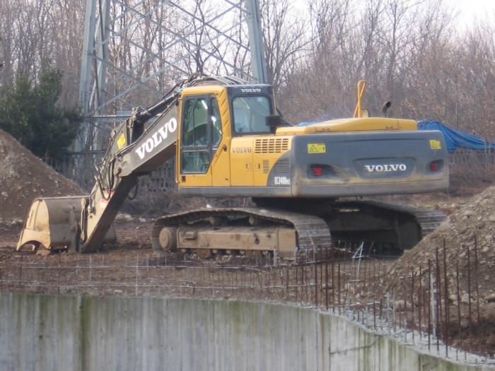 Volvo EC240B NLC