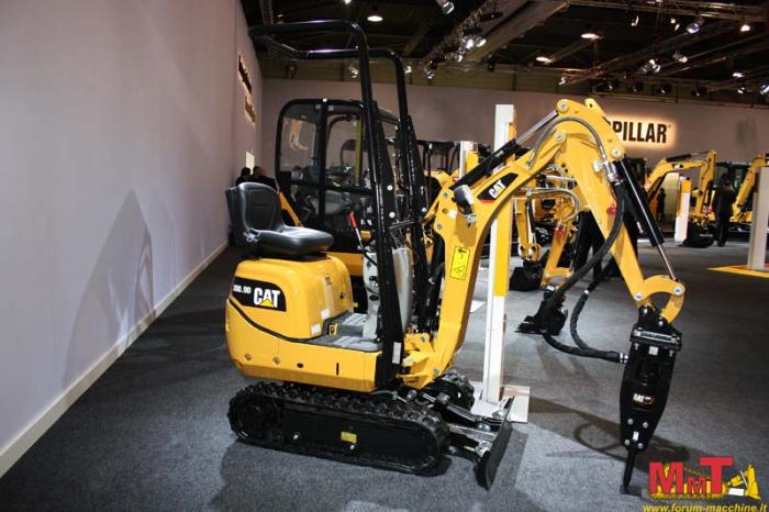 STAND CGT-CAT