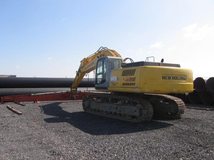 New Holland E485 Zitti