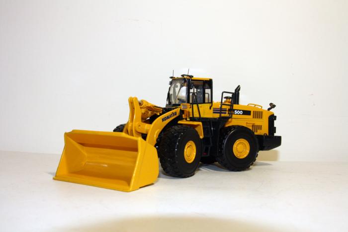 KOMATSU WA500