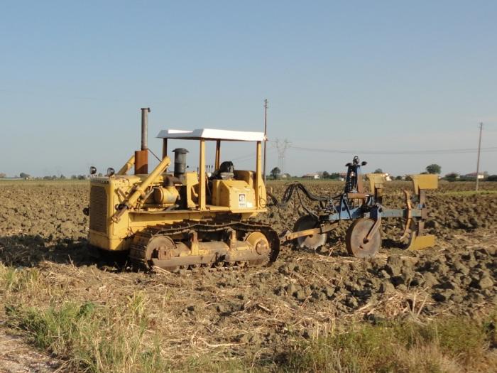 CAT D6D