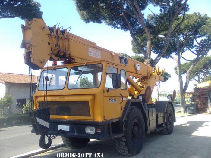 Autogrù ORMIG