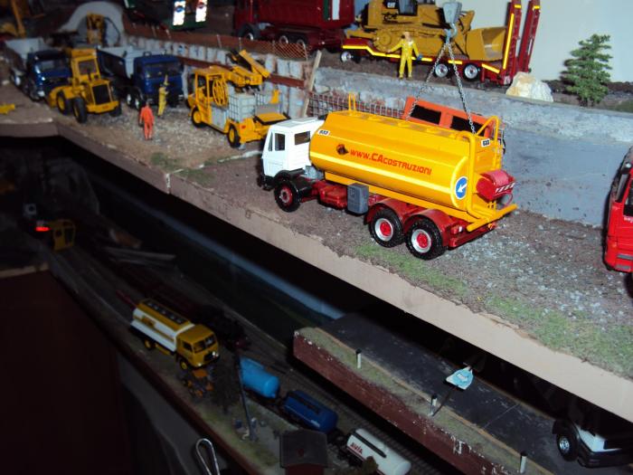 MERCEDES TRASPORTO ACQUA