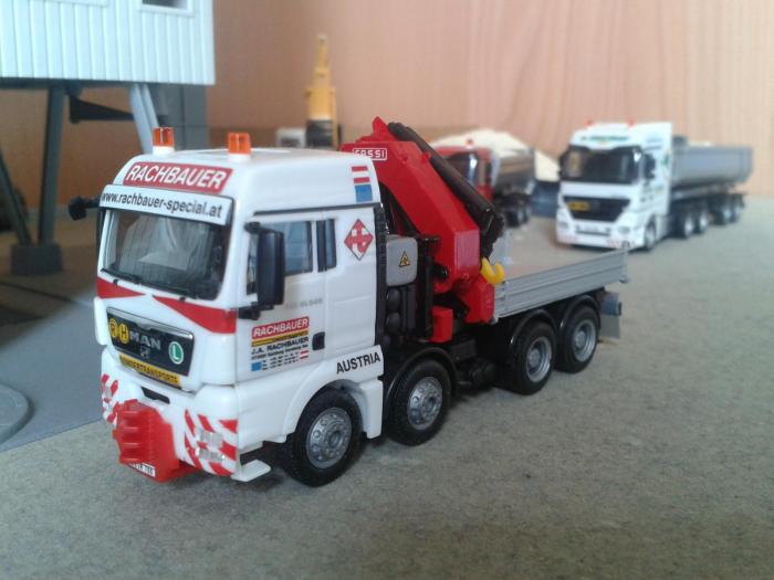 nuova gru fassi con jib (01)