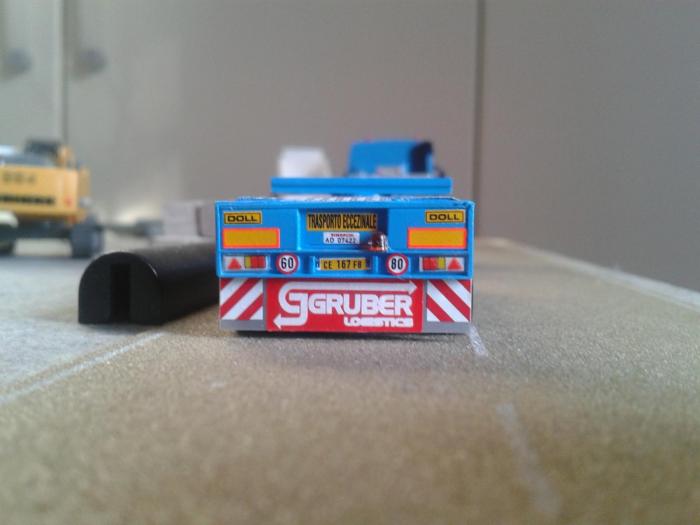 Gruber Logistics - Mb Actros 3350 con rimorchio Doll a ralle (03)