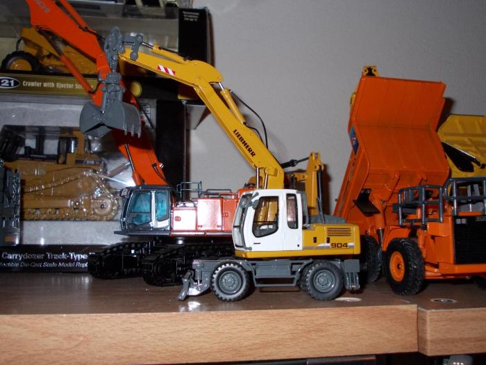 Liebherr A904C con benna mordente